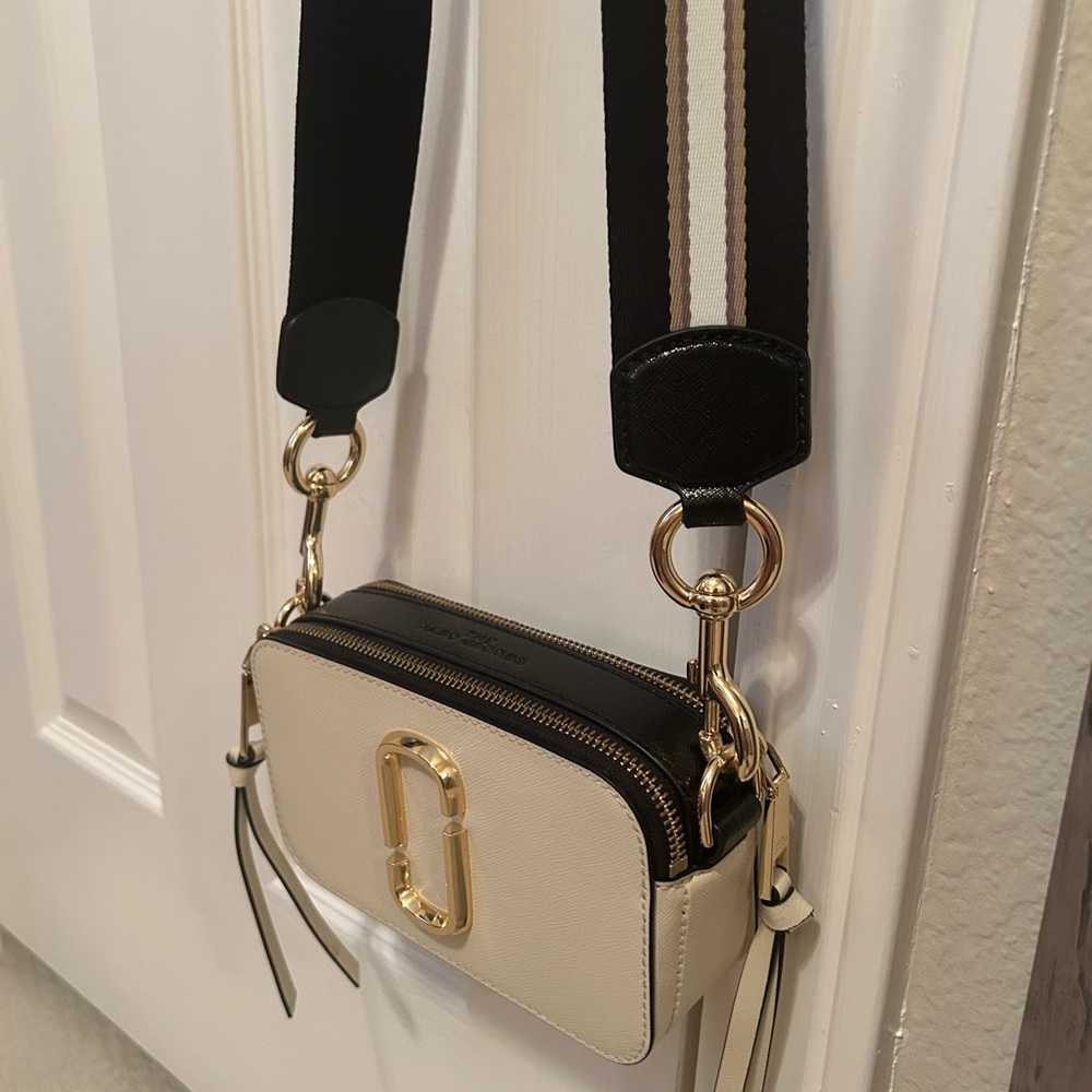 marc jacob’s snapshot bag